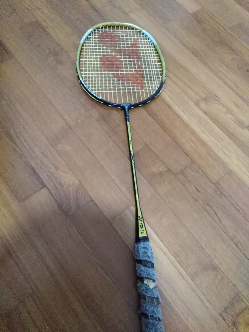 yonex isometric