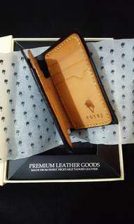 Dompet voyej hitam