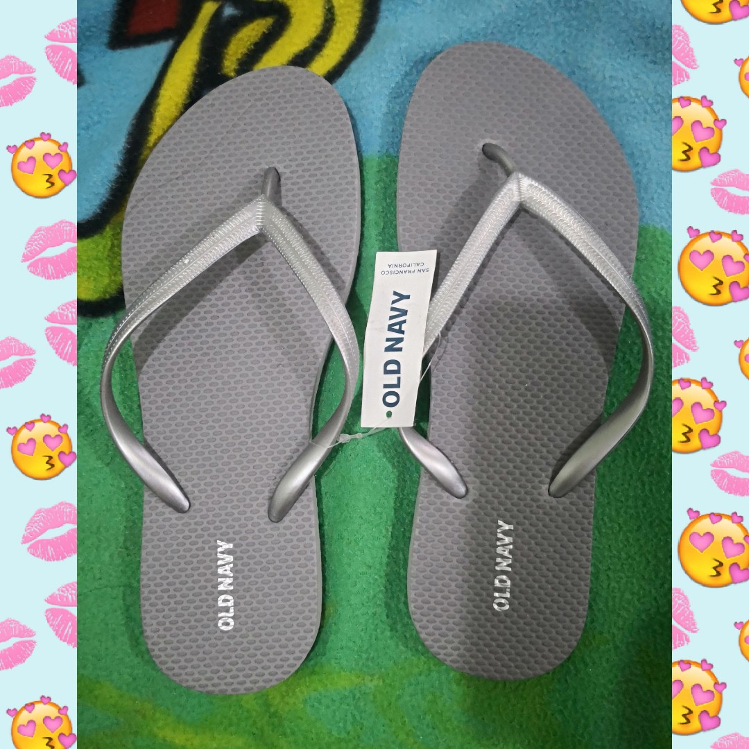 old navy classic flip flops