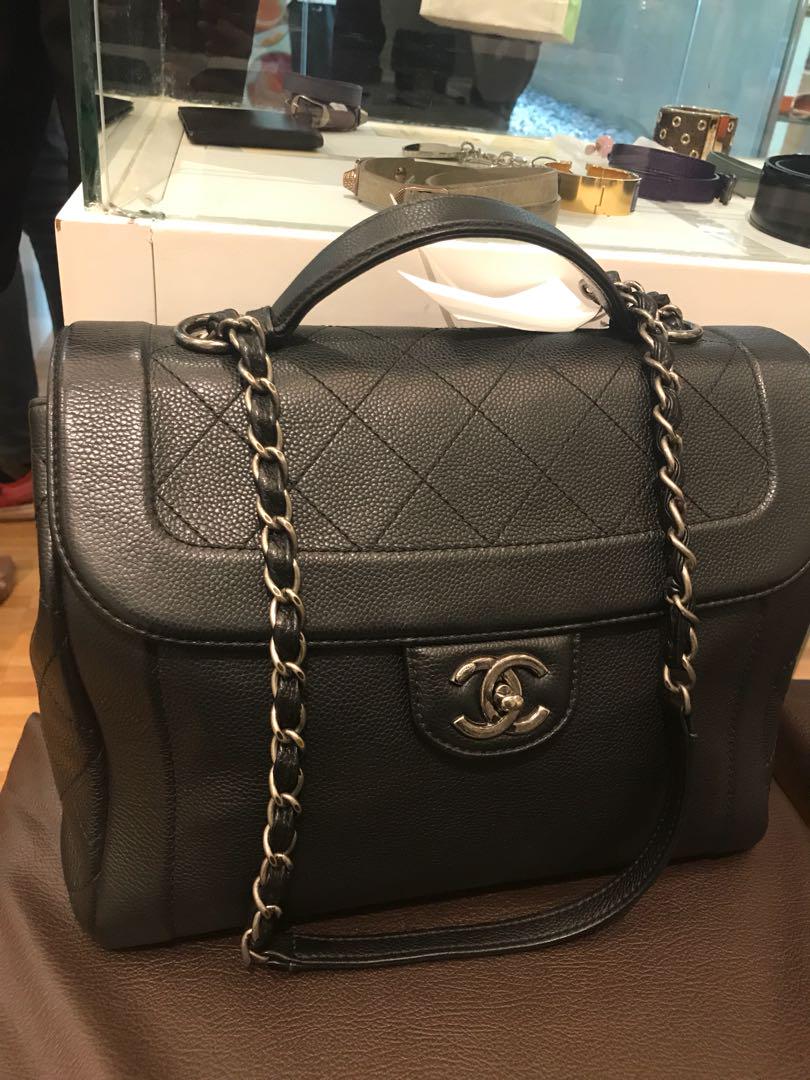chanel kelly caviar