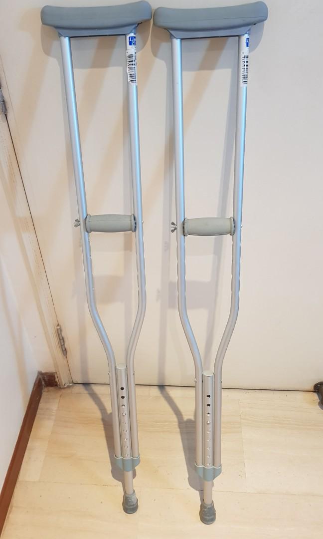 Clutches For Walking Everything Else On Carousell