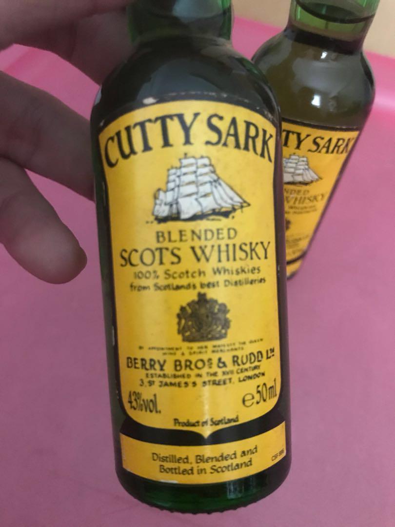 Cutty Sark Scots Whisky Miniature Vintage Collectibles Vintage Collectibles On Carousell Cutty sark blended scotch prohibition edition whisky 750ml $30.99. carousell