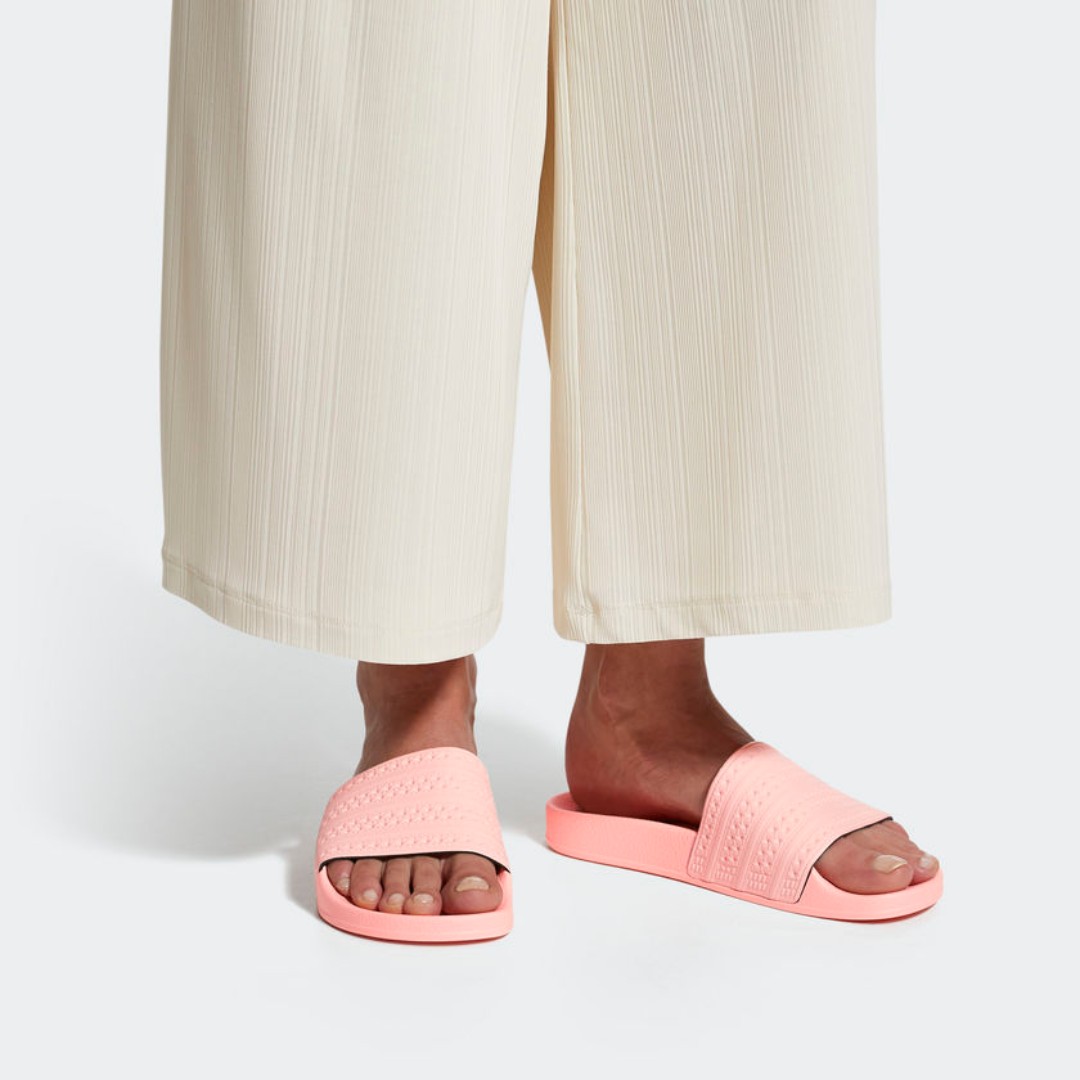 Adidas adilette haze coral outlet