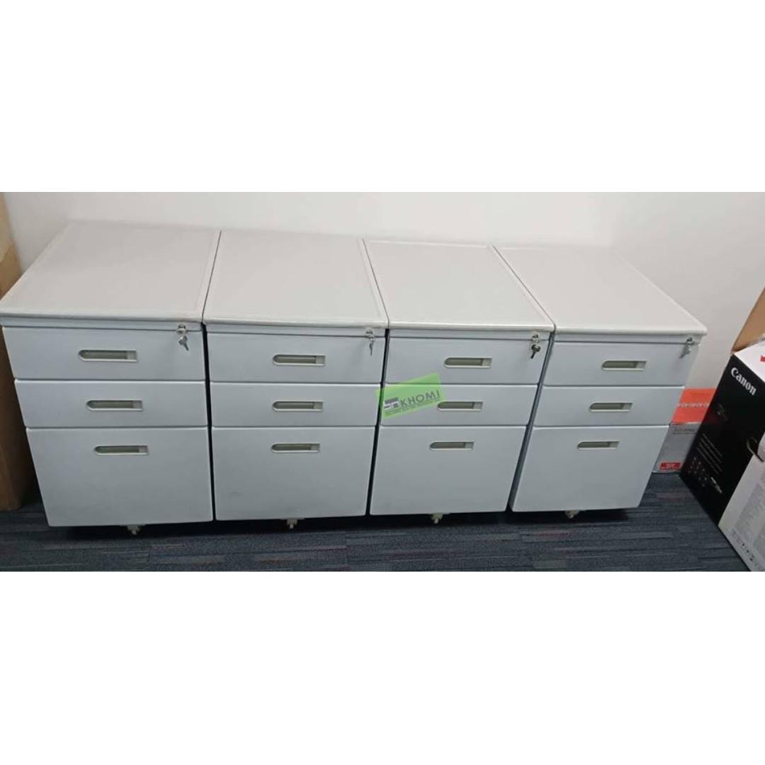 MOBILE PEDESTAL FLUSH HANDLE Furniture & Home Living