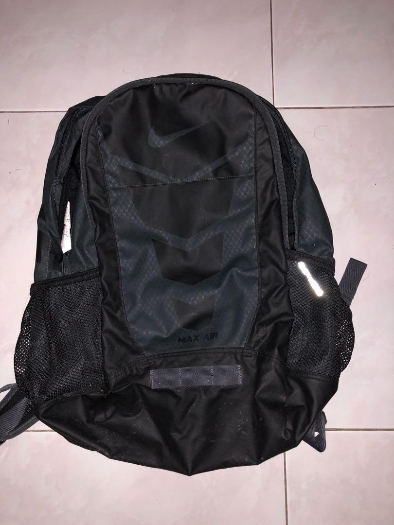 nike small air max bag