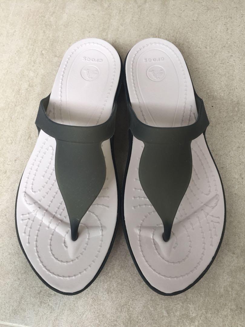 original crocs flip flops