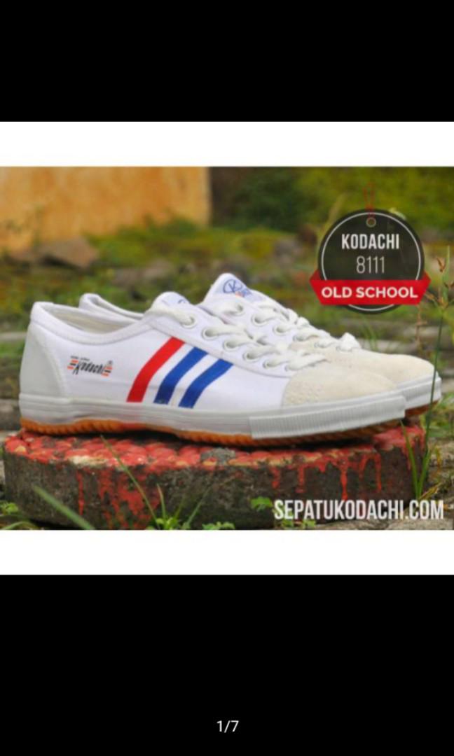 Sepatu Capung Kodachi 8111 Sepatu Kodachi 37 43 Fesyen Pria Sepatu Sneakers Di Carousell
