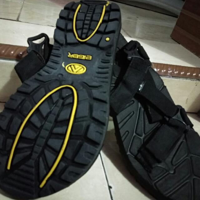 Sepatu Sandal Gunung Eiger Olshop Fashion Olshop Pria Di Carousell