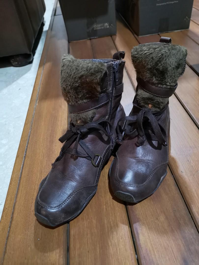 Aee Boot (Category: Boots) located in Singapore. Submitted by tutu69 (Listing ID 175882362, Image 1). Description: Aee boots Size 38 Condition 8.5/10 No trade Self collection only.