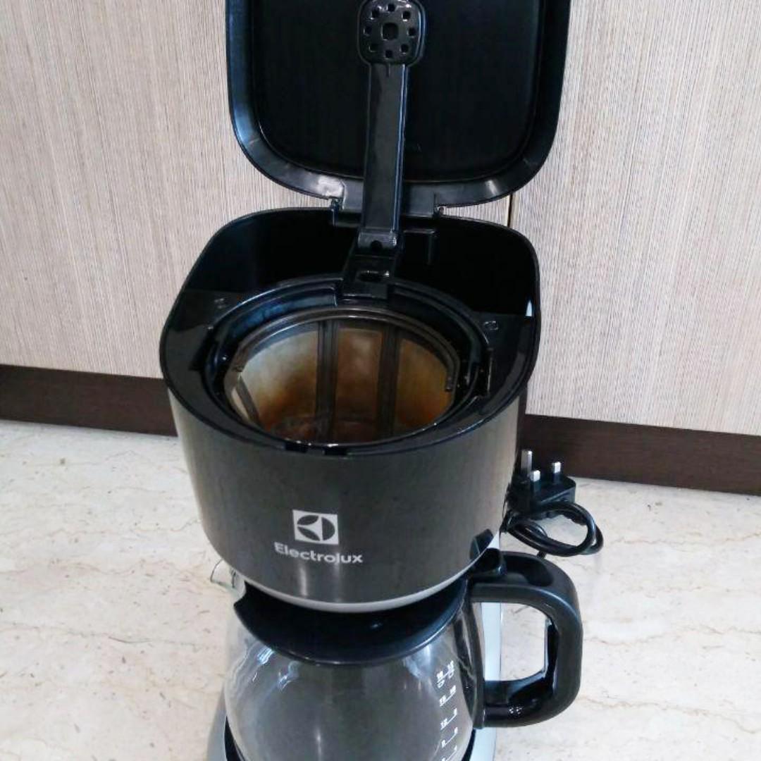 Electrolux Coffee Maker ECM3505 for 12 to 18cups, TV & Home Appliances