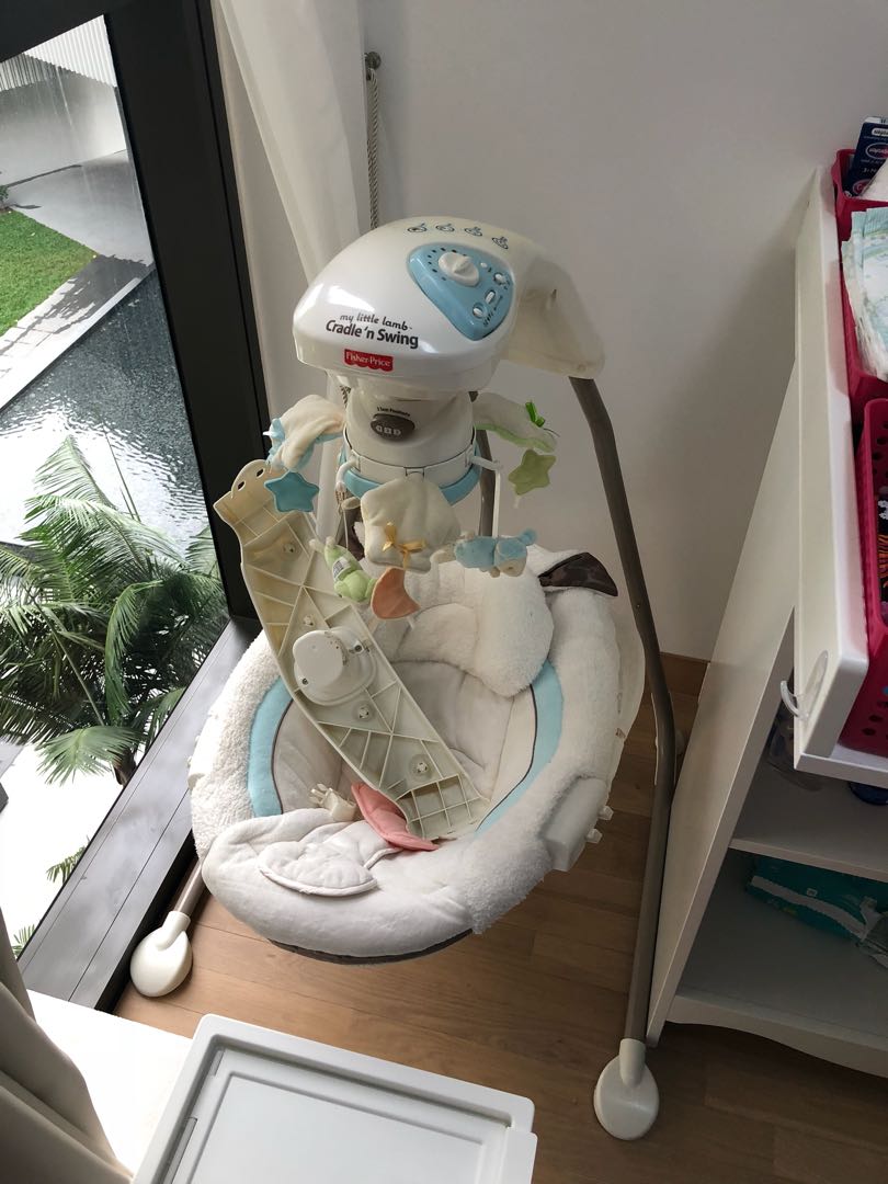 Fisher price baby swing, Babies & Kids, Infant Playtime on Carousell