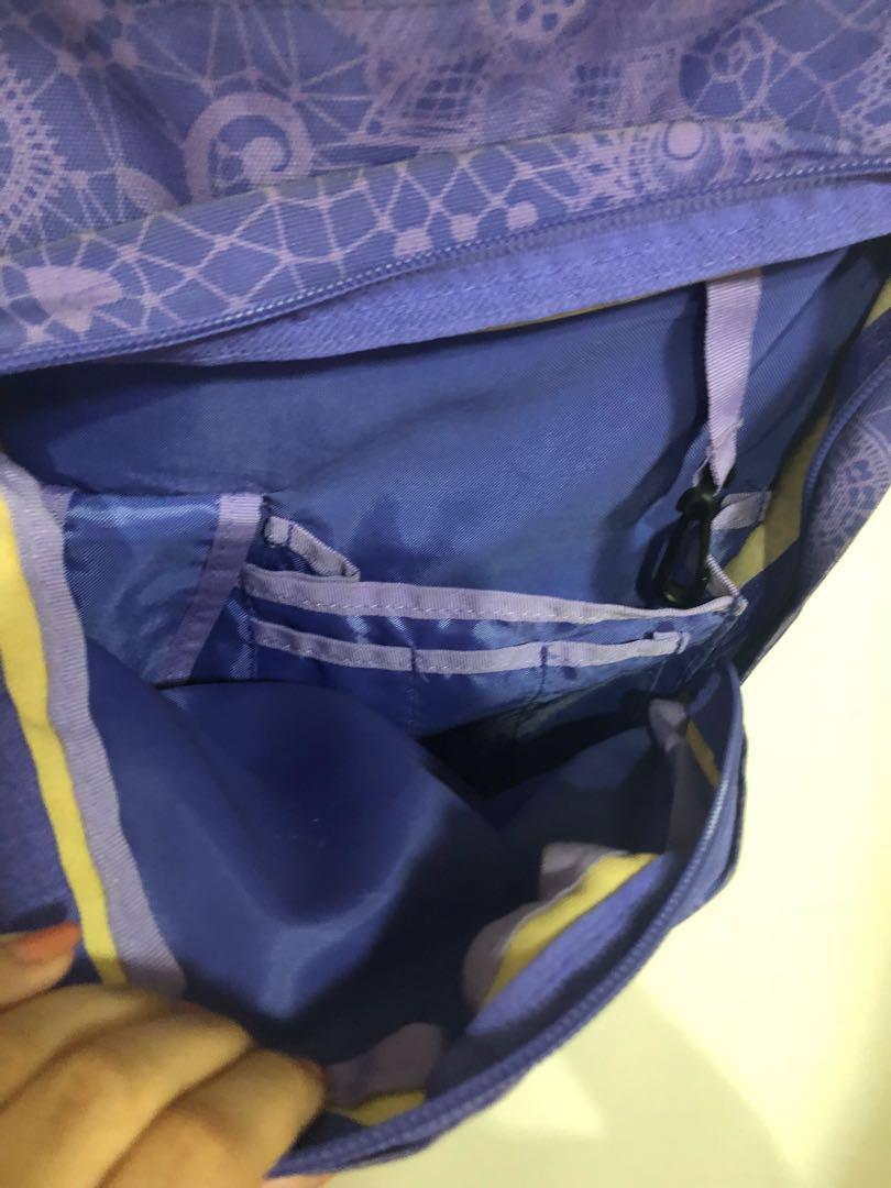 Jansport extra large backpack ORIGINAL, Women's Fashion, Bags & Wallets, Backpacks on Carousell