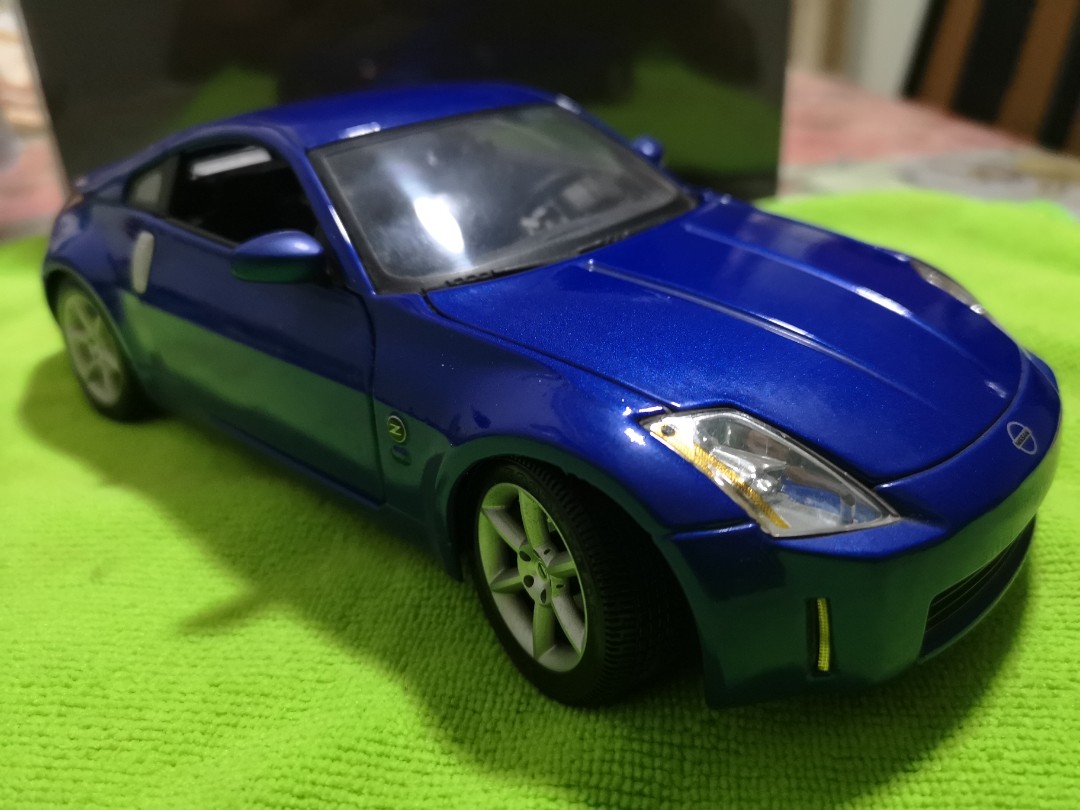 初回限定お試し価格】 Nissan 1/18 MAISTO 1/18 ダイキャスト NISSAN