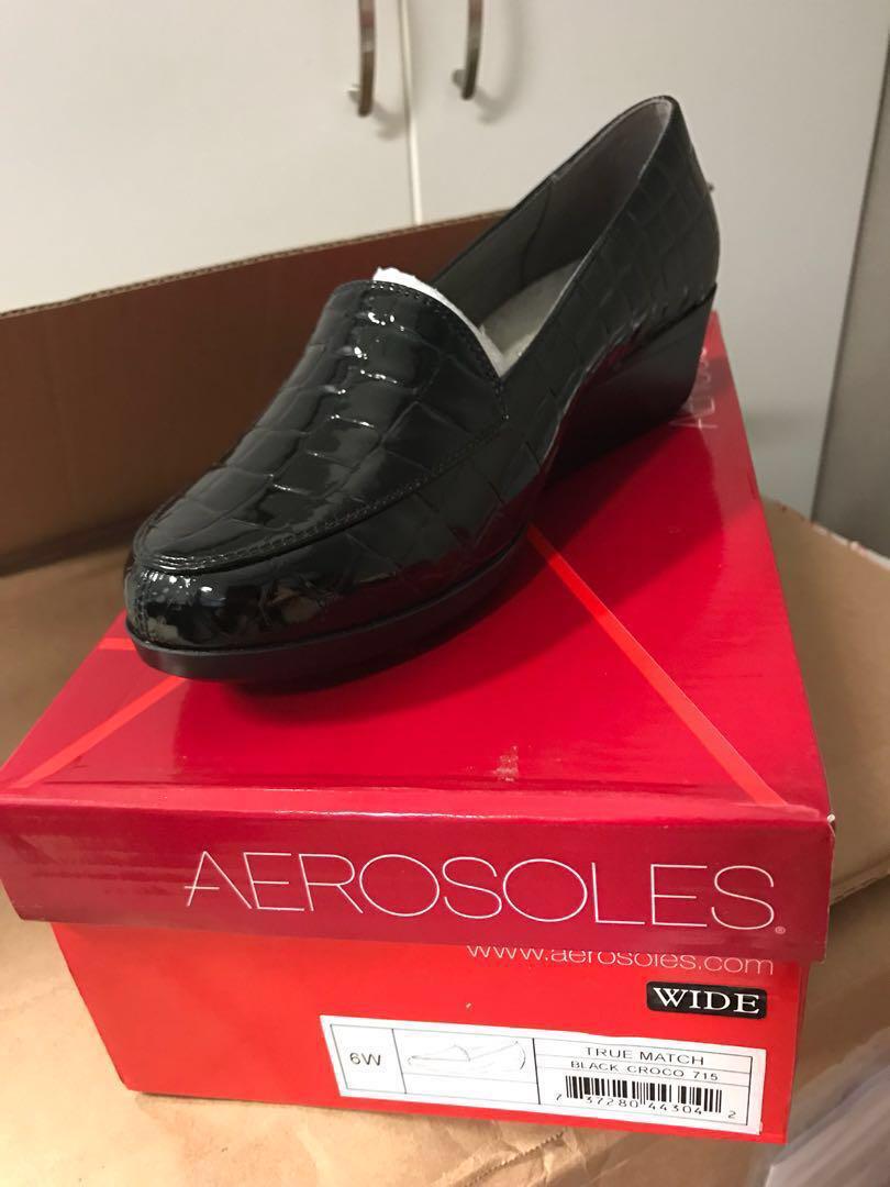 Aerosoles platform shoes Black croc patent fast deal 35 self