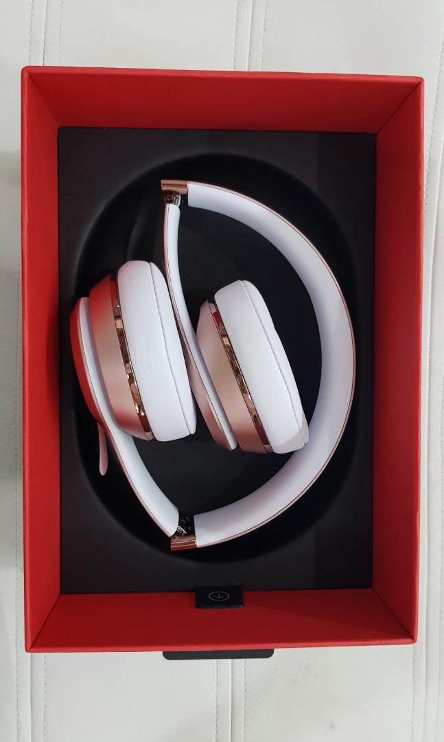 Beats Solo3 Wireless Headphones - Rose Gold