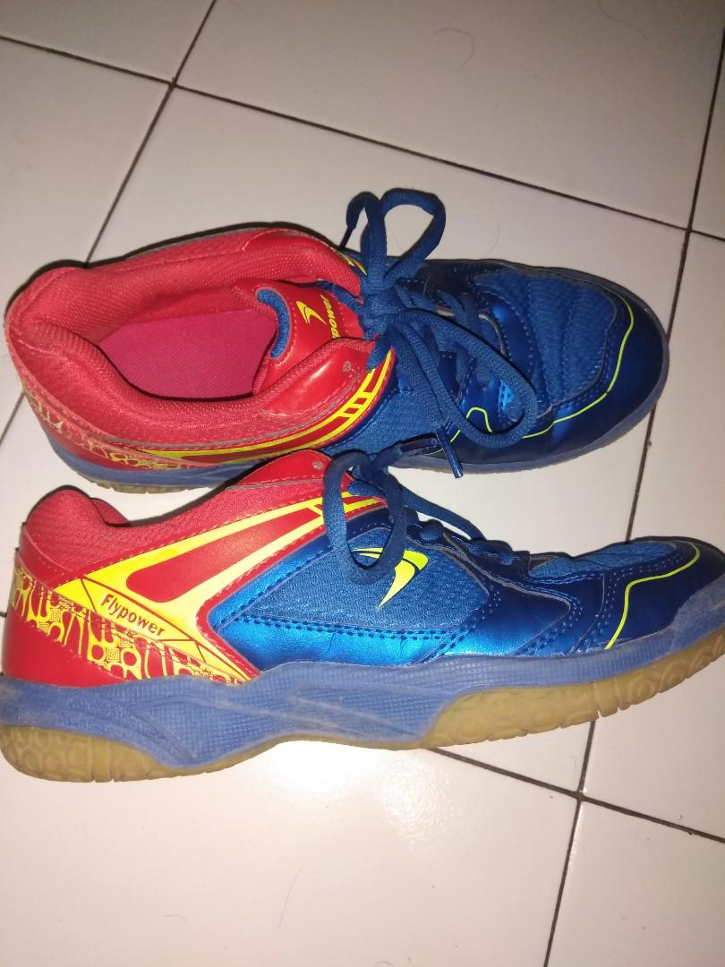 Sepatu Badminton Flypower Plaosan 2 Ori Biru Merah Fesyen Pria Sepatu Di Carousell