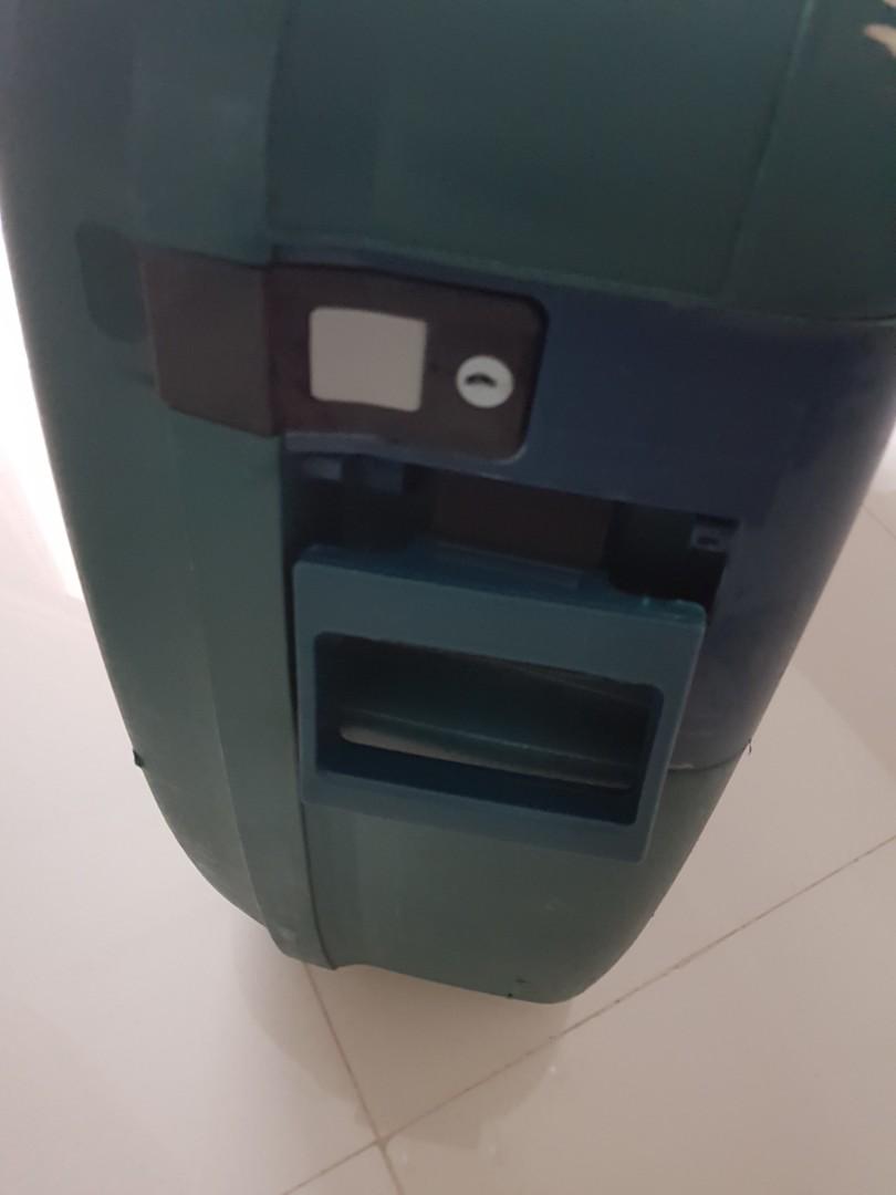 Large Delsey Hard Shell 32 inch Delsey Luggage, Hobbies & Toys, Travel