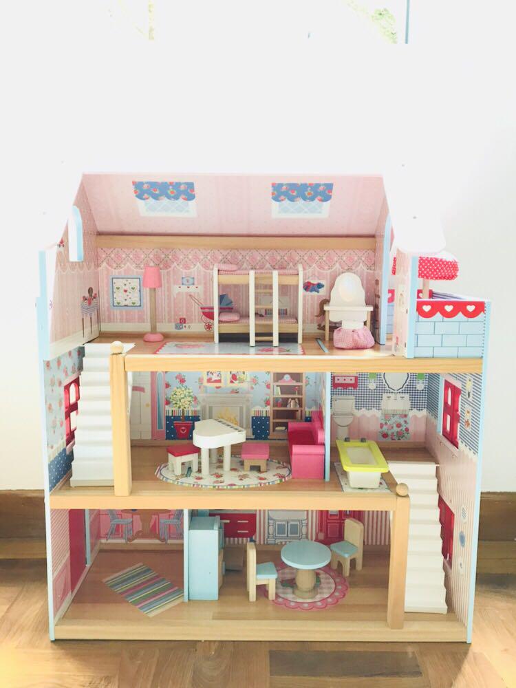 used kidkraft dollhouse