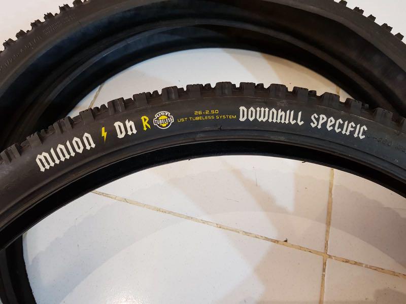 Maxxis minion downhill specific top