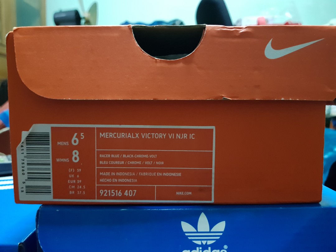 neymar indoor soccer shoes 2018