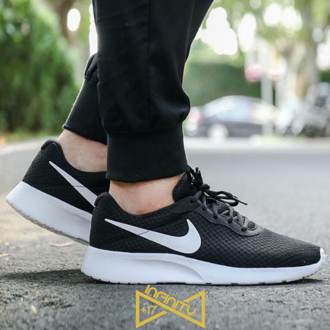 nike originals trainers