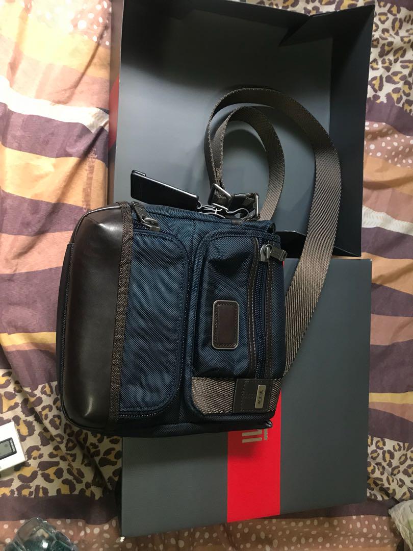Harga handbag tumi hotsell original