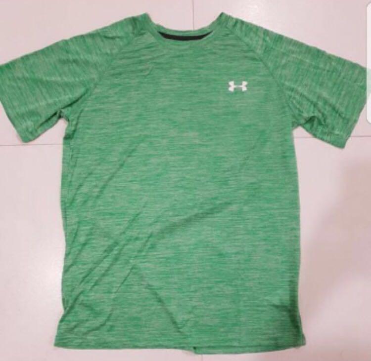 under armour loose fit shirts