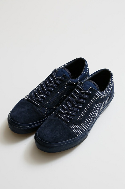 vans black and white fire