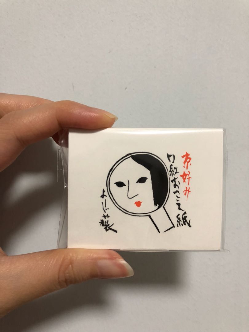 Yojiya Lip Stick Blotting Paper x 1 pack on Carousell