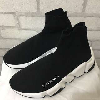 閣の時尚balenciaga 巴黎世家正品 speed trainer 襪套鞋 黑 白色