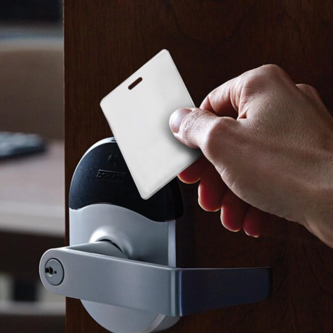 專業配匙卡(2022年6月份更新) whatsapp 96185380 Copy Key card 配制匙卡 (密碼匙盒/bnb朋友自由取匙 ...