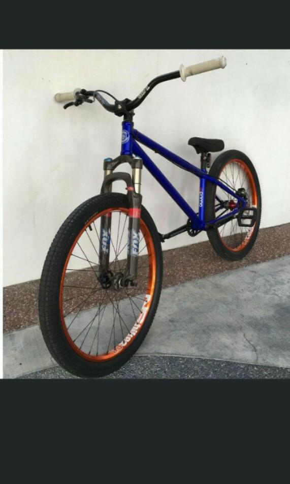 Blk Mrkt Contraband 24 Street Dirt Jump Bike Bicycles Pmds Bicycles Others On Carousell