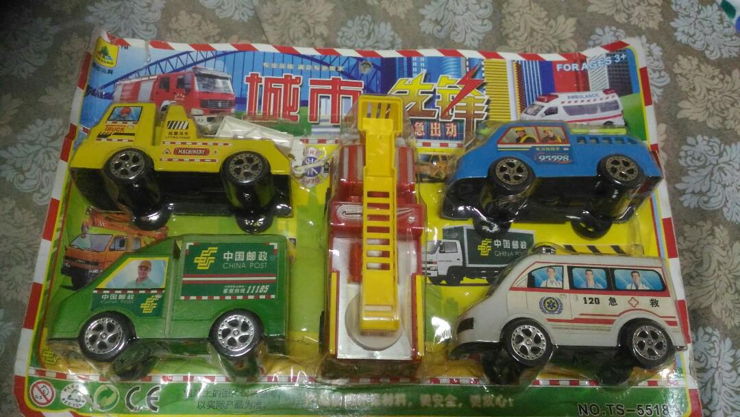 ambulance toy set