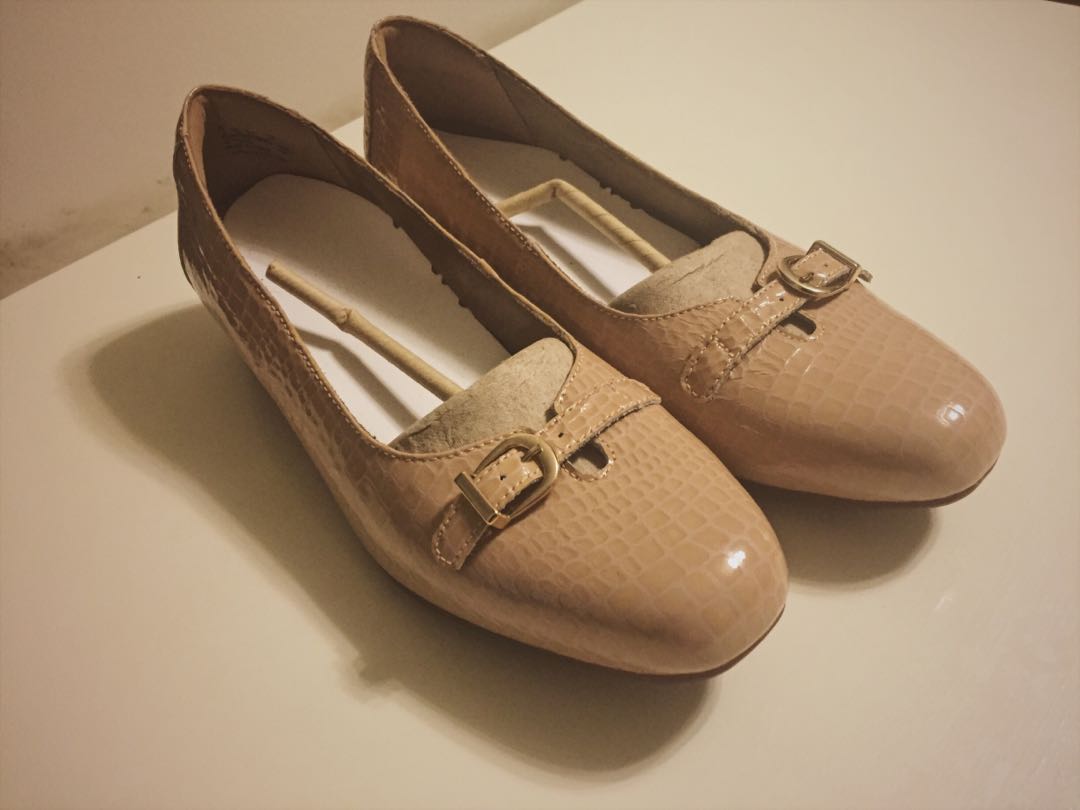 clarks ladies work shoes