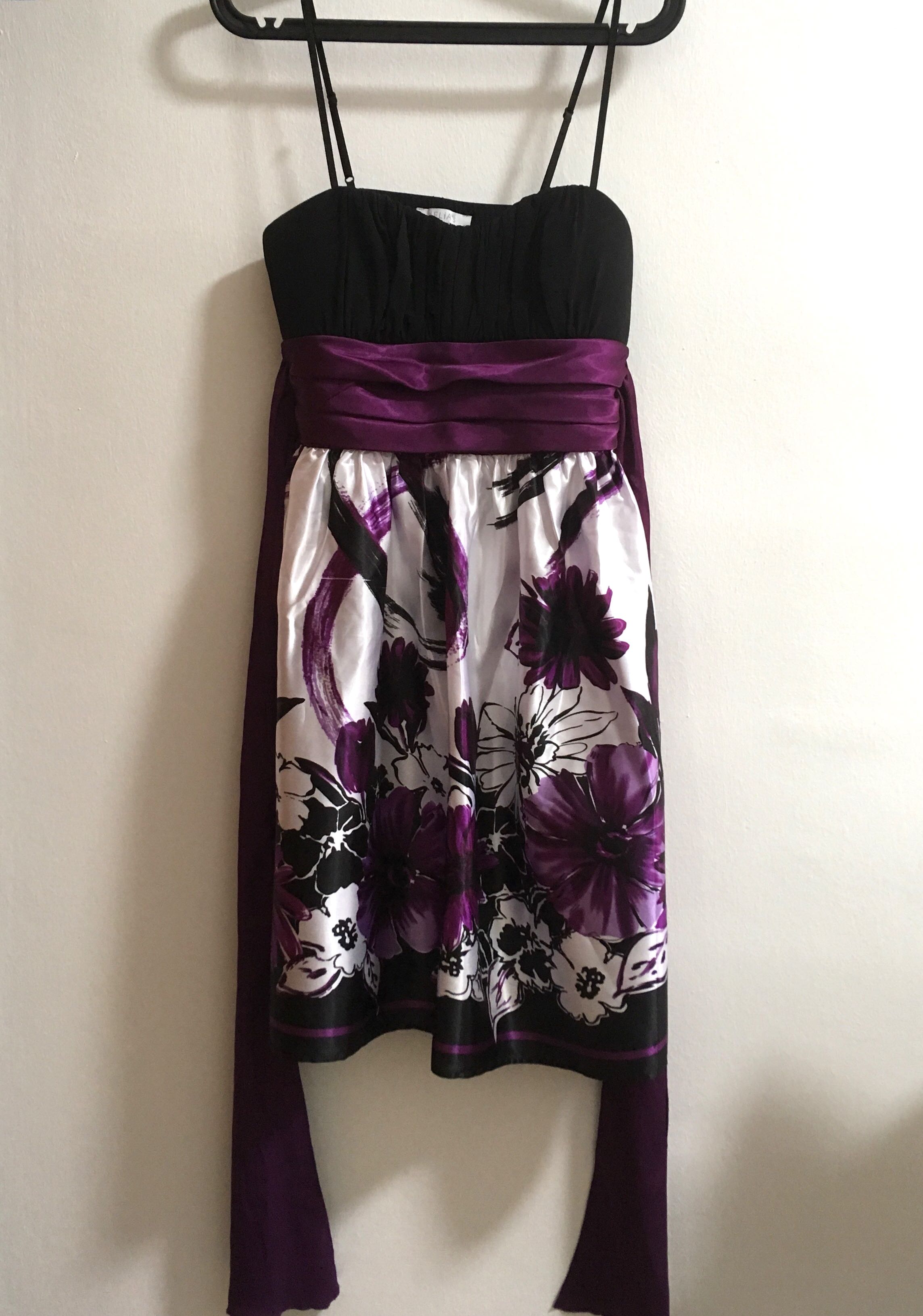 dELiA s Party Dresses
