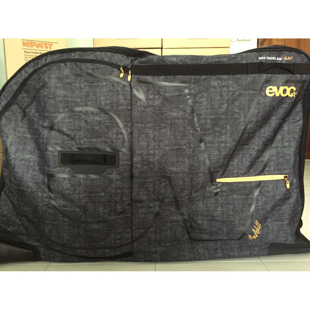 Evoc bike travel bag 2025 macaskill