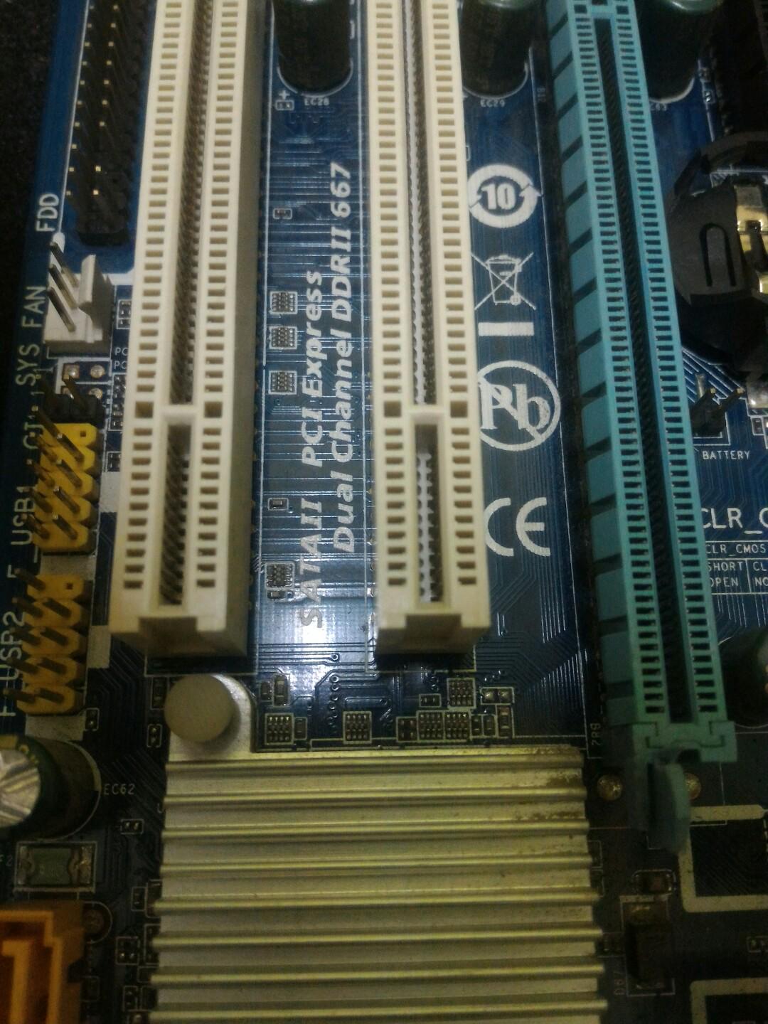 GIGABYTE GA945GCMS2L Motherboard LGA775, Electronics, Computer Parts