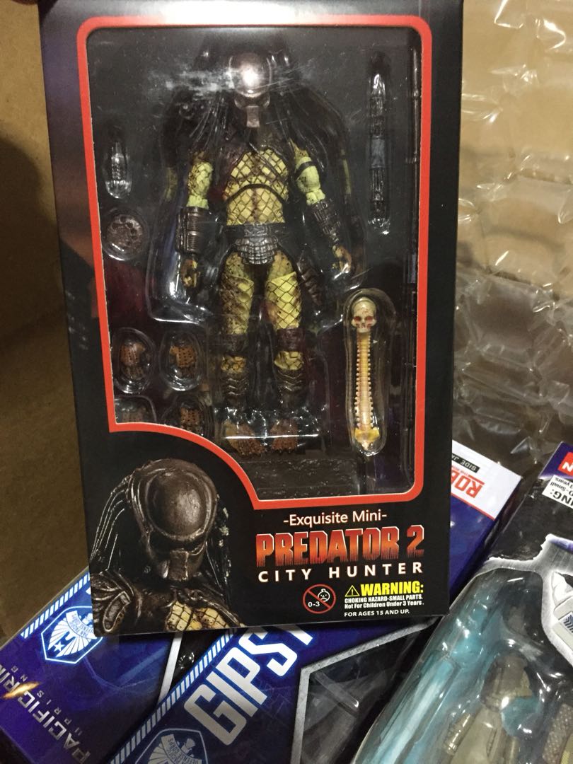 Hiya Toys The Predator City Hunter Toys Games Bricks Figurines On Carousell