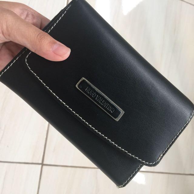 hugo valentino wallet