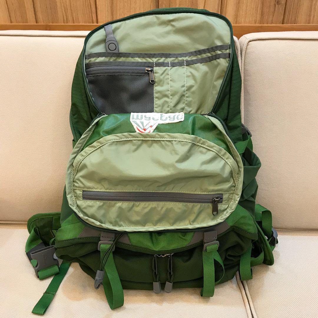 macpac voyager 35l backpack