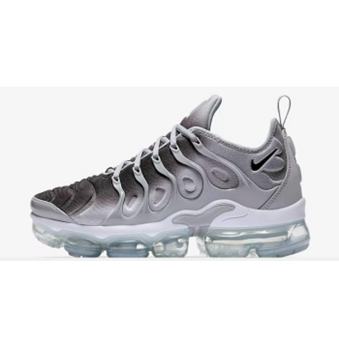 Dark grey vapormax plus Clearance