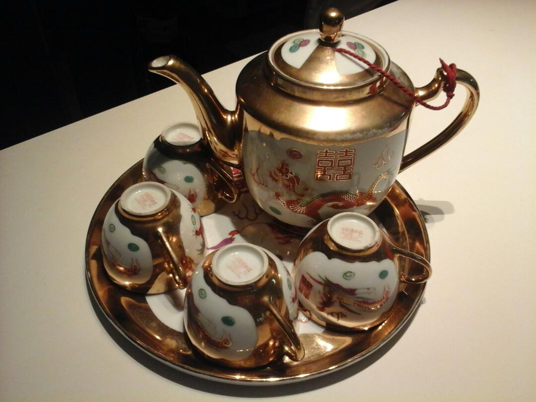 tea set for one year old
