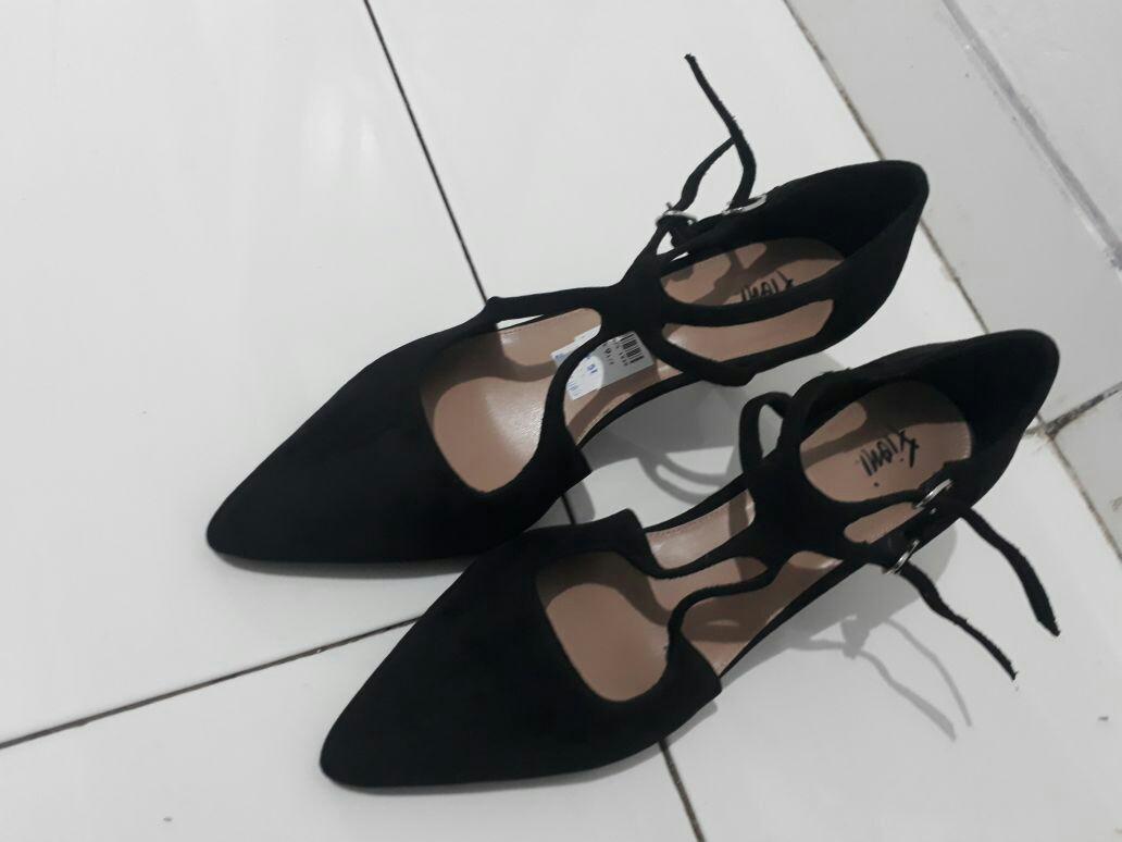 Payless Shoes by Fioni heels BIG SIZE Fesyen Wanita Sepatu di