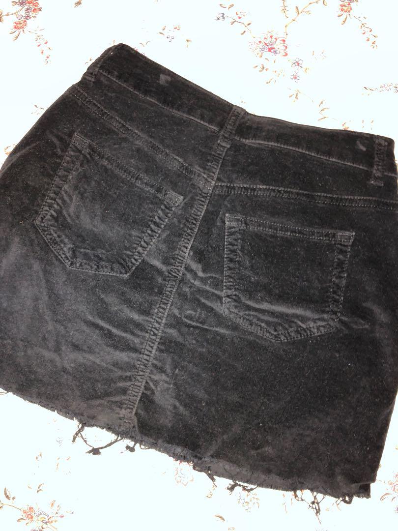 Topshop Moto Black Velvet Skirt Women s Fashion Bottoms Skirts on Carousell