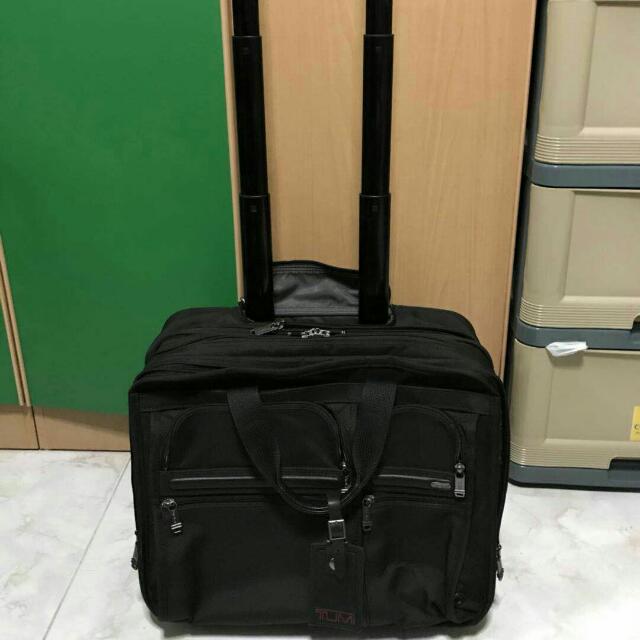 Tumi hot sale business luggage
