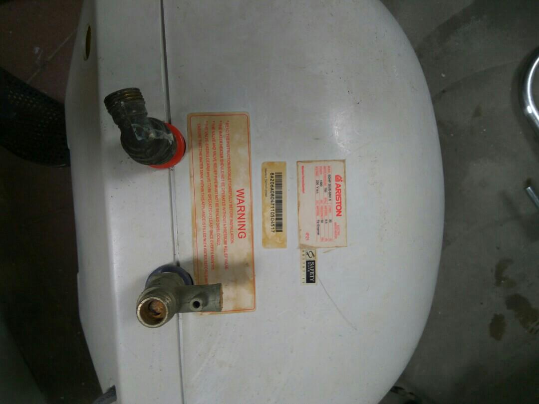 Ariston Electric Storage water heater, TV & Home Appliances, Water