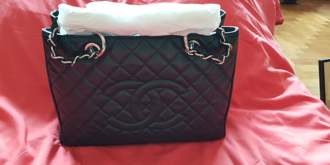 Chanel GST, Luxury, Bags & Wallets on Carousell