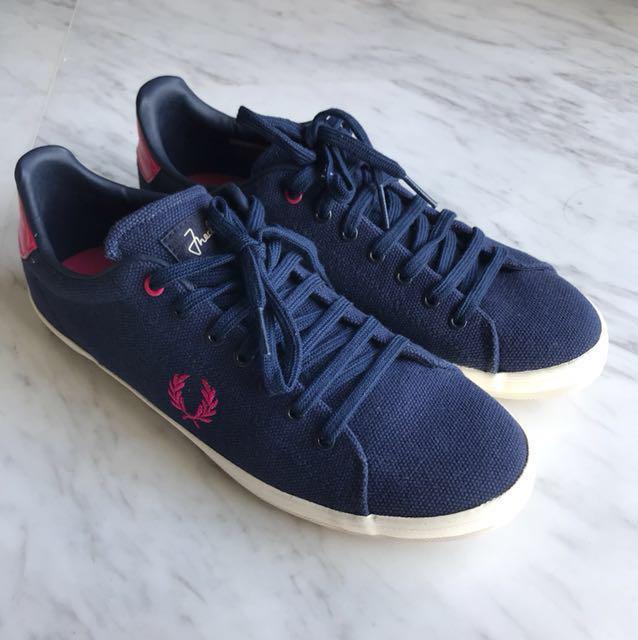 Fred perry 2024 ladies canvas shoes