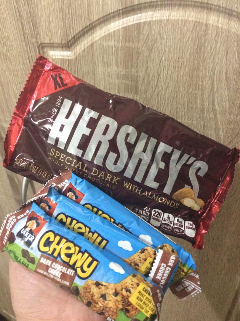 Hershey's Special Dark Chocolate Almonds size XL, Food & Drinks, Packaged & Instant Food on