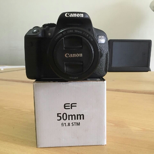 kamera dslr canon eos 700d plus lensa fix 50mm stm mulus
